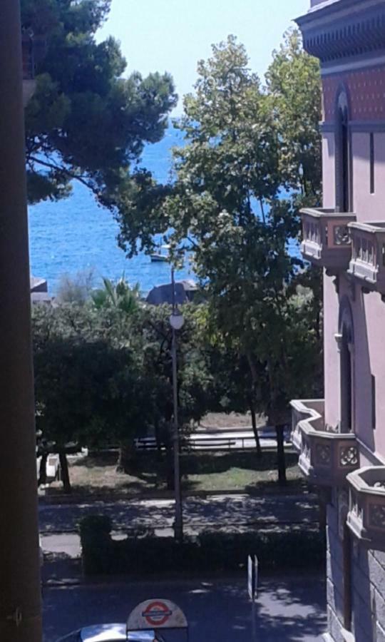 In Via Roma Bed & Breakfast Salerno Eksteriør bilde